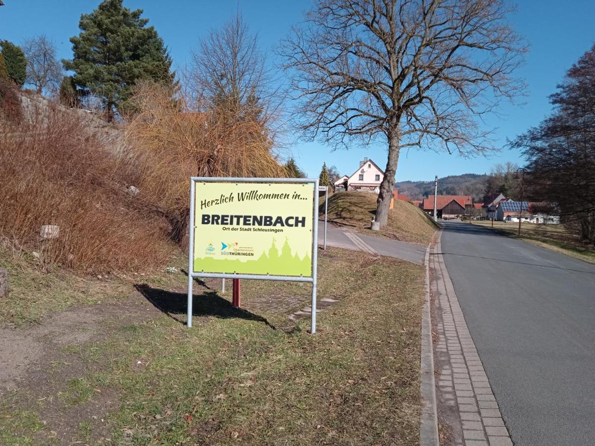Hotel & Restaurant Zum Adlersberg Schleusingen Exteriér fotografie