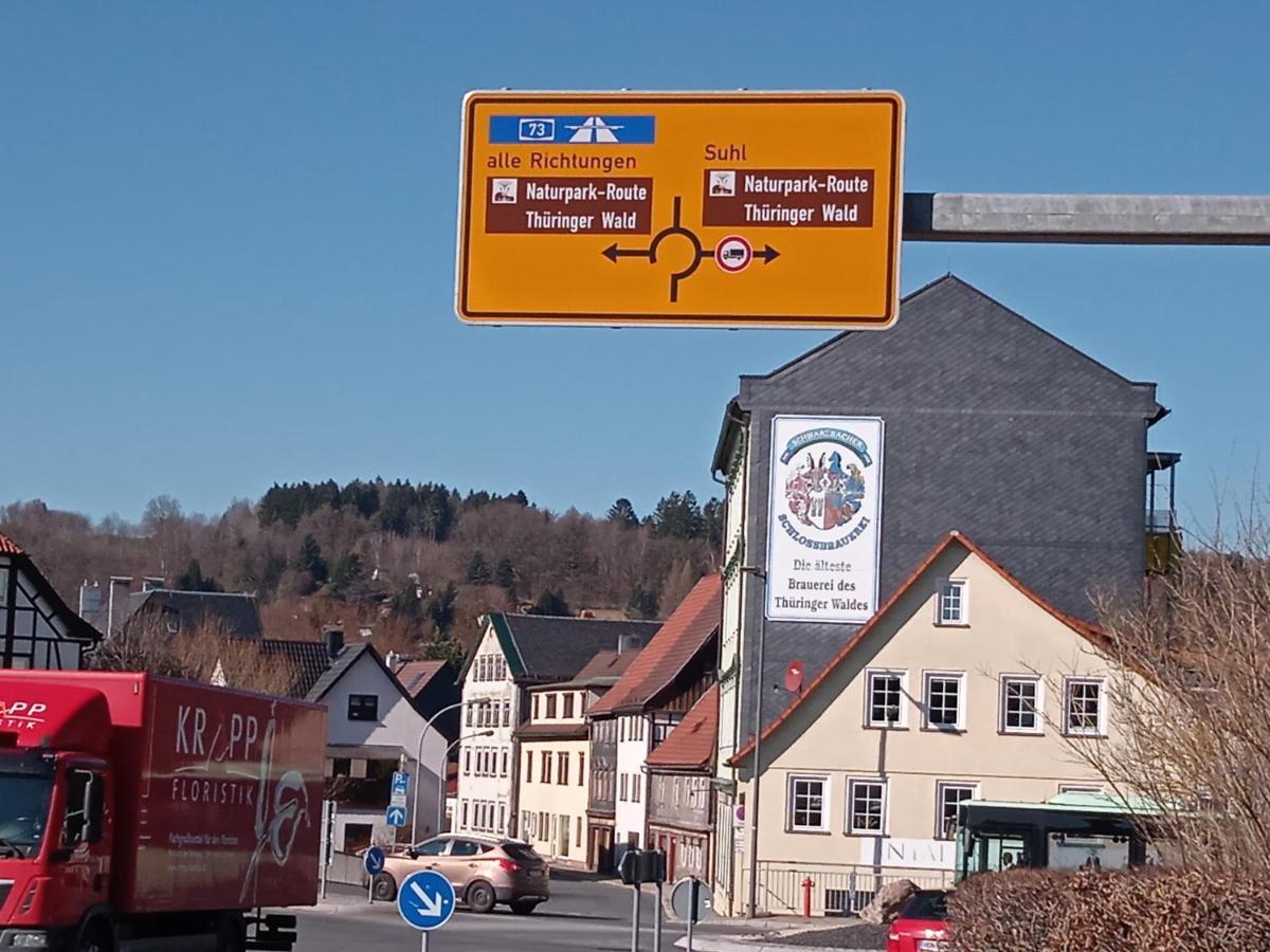 Hotel & Restaurant Zum Adlersberg Schleusingen Exteriér fotografie